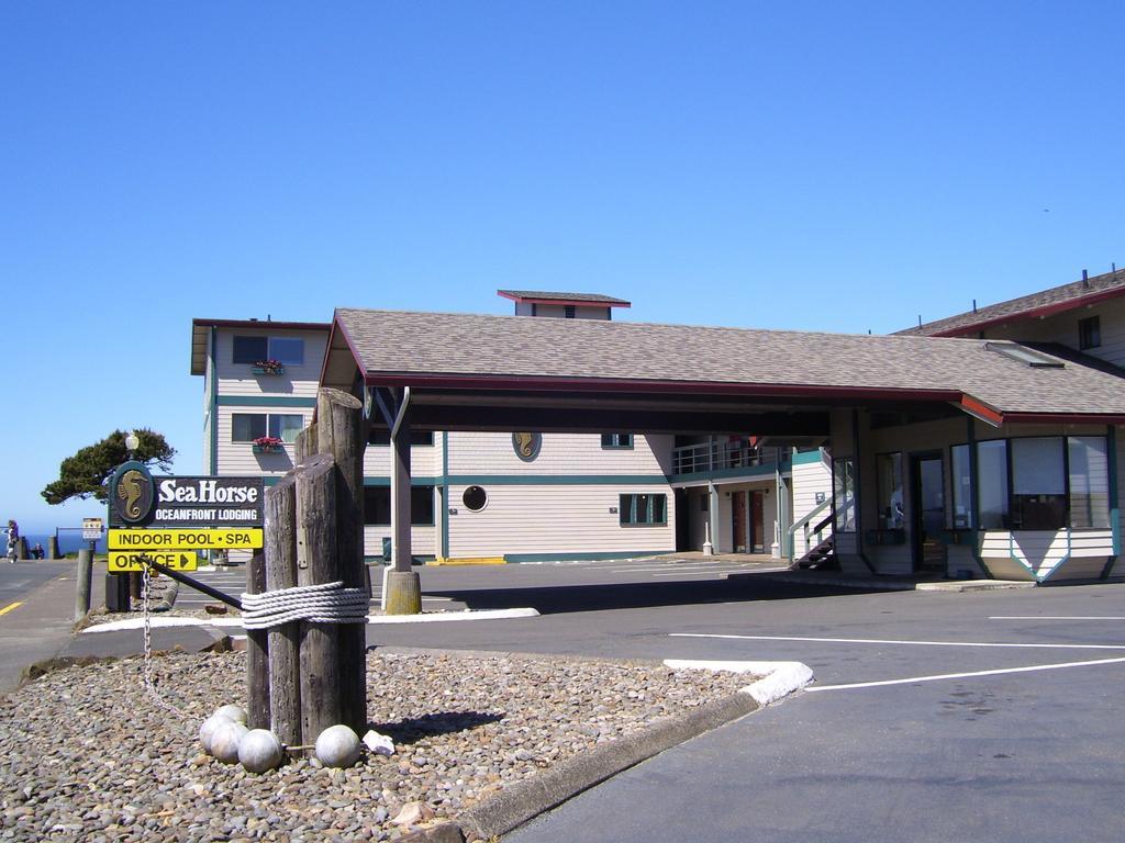 Sea Horse Ocean Front Lodging Villa Lincoln City Exterior photo